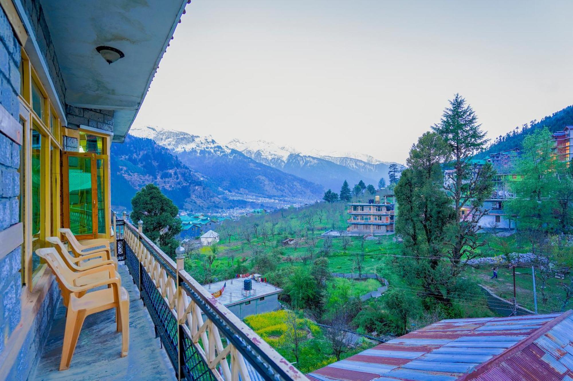 Woods Villa Cottage, Manali Экстерьер фото